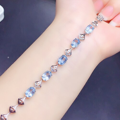 天空蓝托帕石手链，主石尺寸6*8mm母亲节礼物