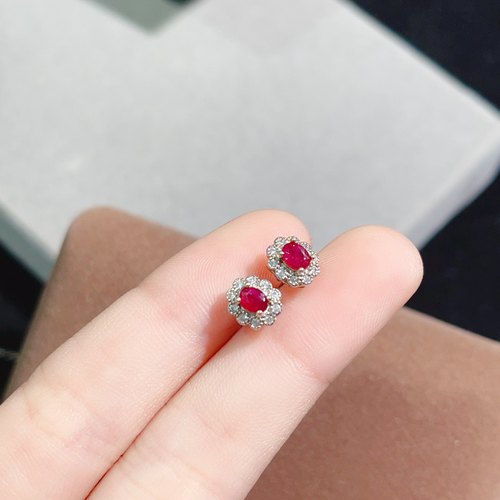 【中国地质大学】缅甸红宝石耳钉，鸽血红，925银礼物圣诞节