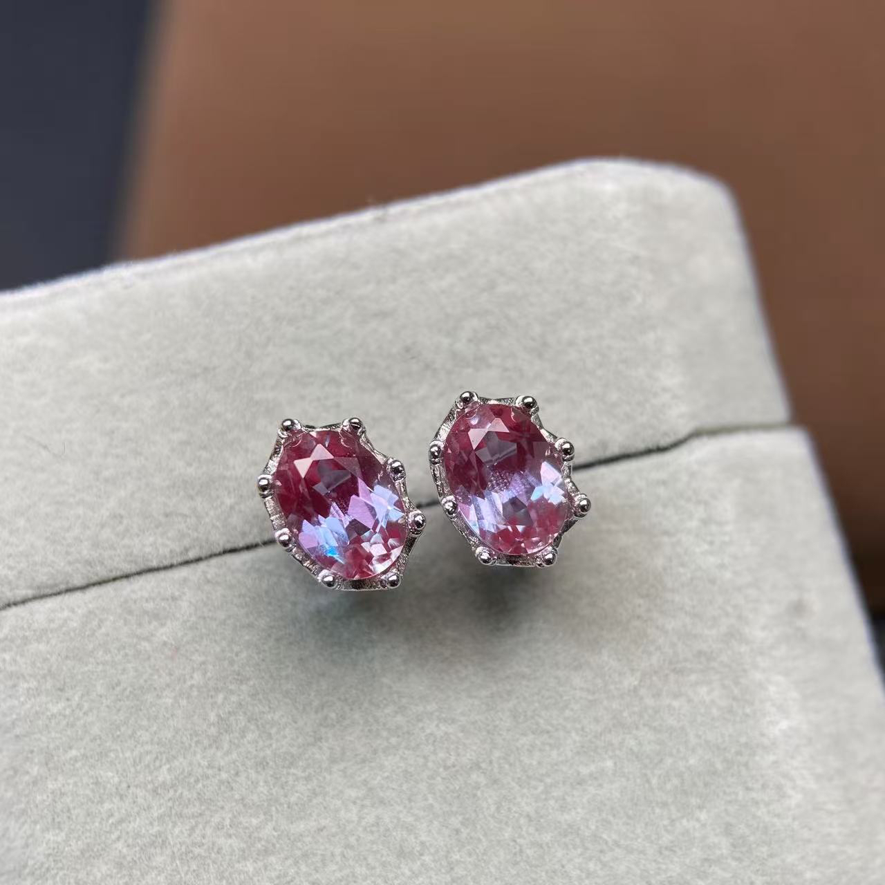 【中国地质大学】亚历山大耳钉，晶体全净火彩爆闪，S925银精工镶