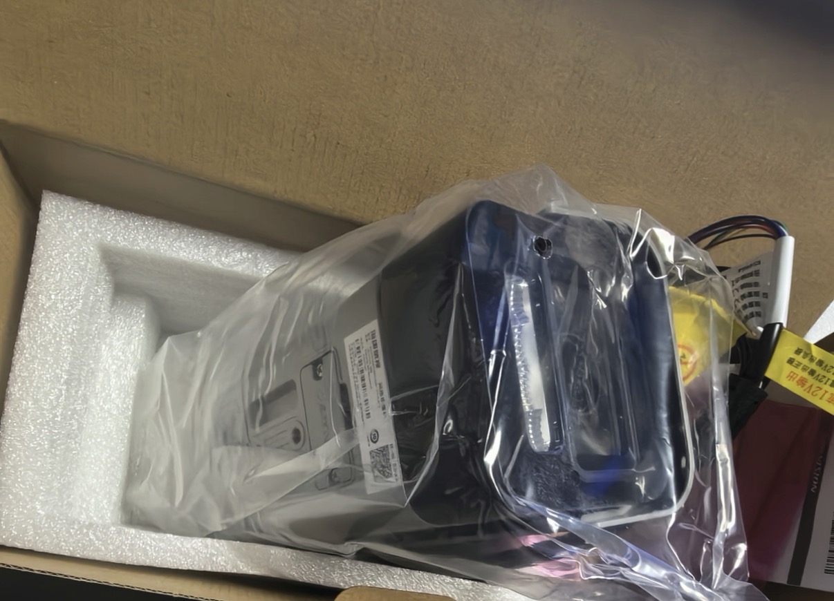 海康威视 DS-2CD7A47FWDV3-XZS