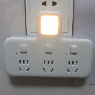 公牛插座转换器一转三带夜灯无线多功能家用卧室96033Y插排插线板