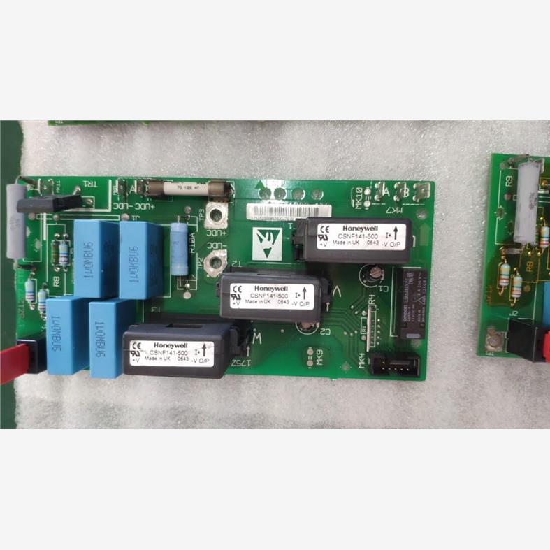 丹佛斯变频器 VLT5000 175Z1227 DT9 电流检测板 CSNF141-500