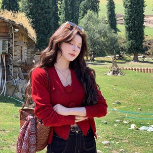 现货 早秋红色针织开衫两件套胶片绯色上衣套装预QXQ5TZ6390A