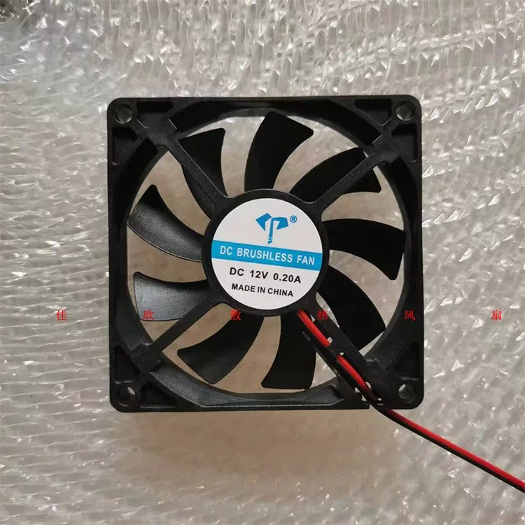 8015 12V 24V 5V 8厘米 USB插头机顶盒路由器 电脑静音散热小风扇