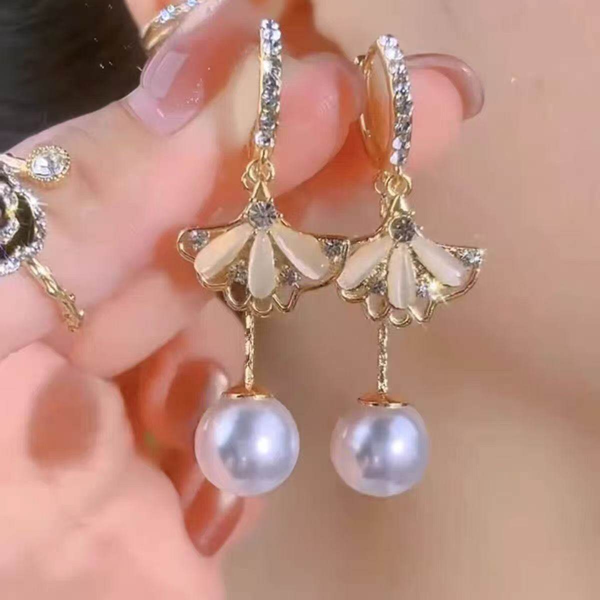 设计感满钻银杏叶珠珠流苏耳环简约百搭高级感轻奢显脸瘦耳饰