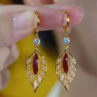 轻奢高级感金枝玉叶耳扣女复古旗袍红色叶子耳环时尚百搭树叶耳饰