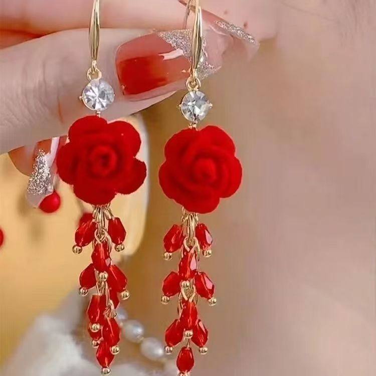 适合过年戴的红色植绒花朵流苏耳钩新款时尚百搭高级感显白耳饰,饰品/流行首饰/时尚饰品新,耳环,淘宝优惠券,粉丝福利购,淘宝优惠卷