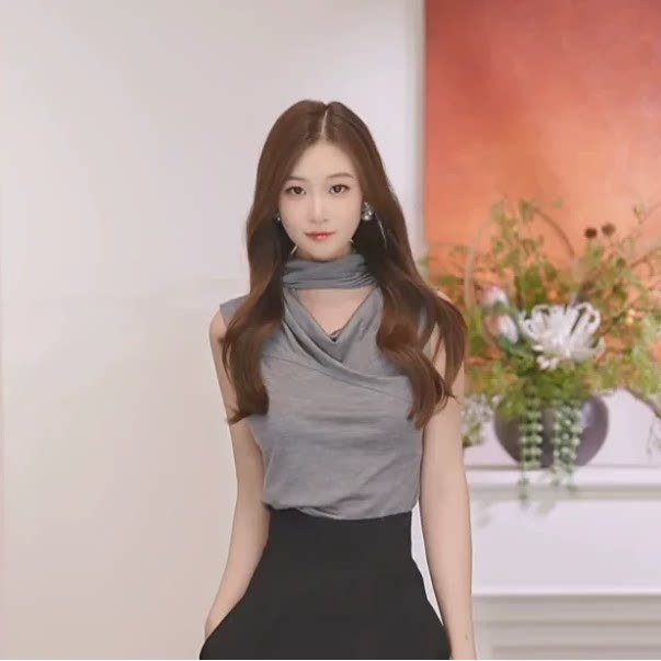 阿玛施正品女装早秋新款百搭显瘦修身不规则堆领时尚上衣530213