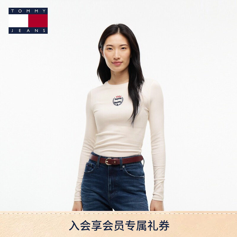 Tommy26秋冬新款女装美式校园风徽章刺绣弹力罗纹针织修身长袖T恤