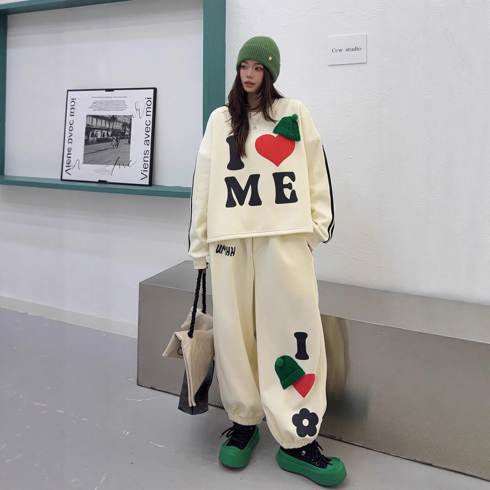 春季新款个性短款小个子大版胖mm欧货时尚宽松休闲卫衣卫裤两件套