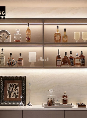 一匚现代轻奢玻璃酒具装饰画