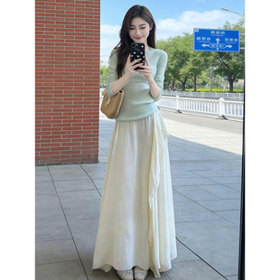 时尚 两件套装 温柔穿搭百搭高腰米白色半身裙 针织衫 长袖 2026新款