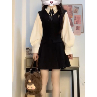 法式温柔百搭甜美风黑色背心连衣裙+翻领打底长袖上衣衫两件套装