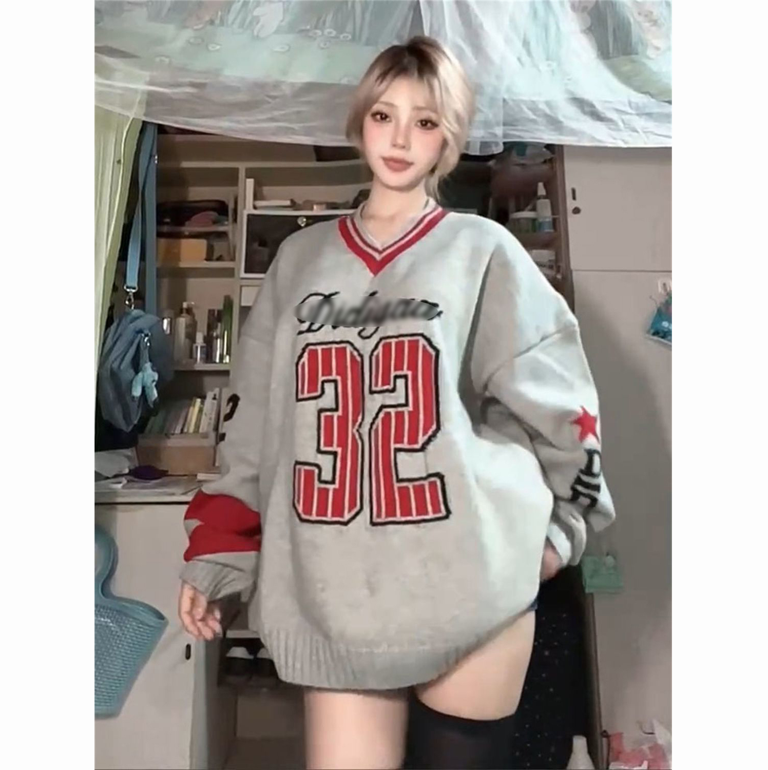 v领字母提花设计感毛衣