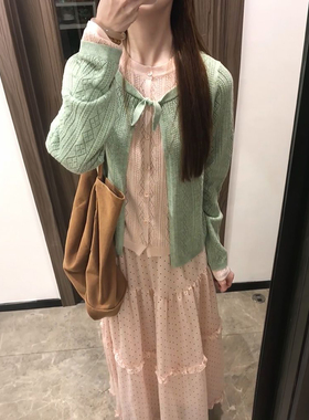 法式温柔气质风假两件撞色针织开衫+高腰松紧波点半身裙两件套装