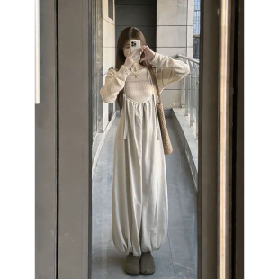 两件套装 法式 上衣衫 叠穿镂空针织长袖 温柔休闲百搭花苞背带连体裤