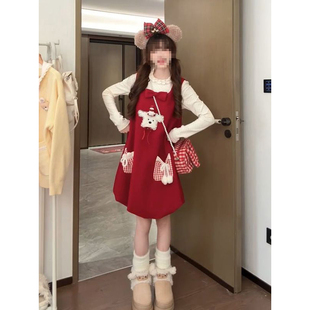 2026新年温柔甜妹感红色可爱小狗背心裙+波点打底衫上衣两件套装