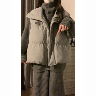 三件套装 秋冬季 阔腿长裤 灰色针织毛衣 简约复古加厚马甲棉服外套