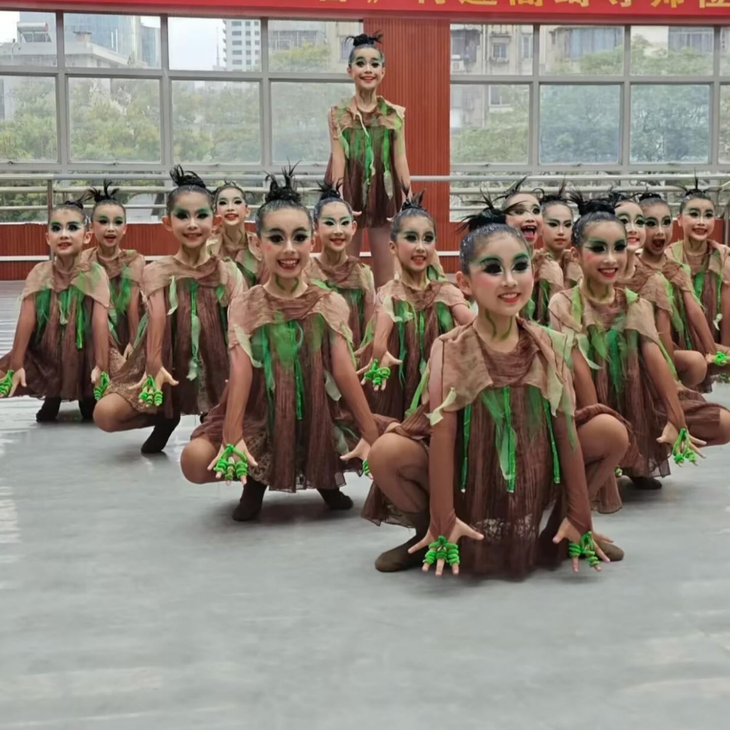 第十三届小荷风采《破土而出》儿