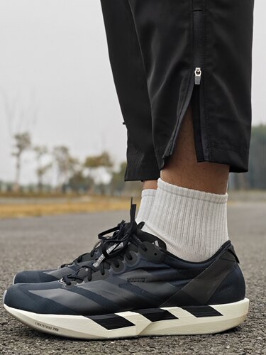 Adidas/阿迪达斯 Adizero Adios 9 百搭低帮跑步鞋男款黑色IH5751