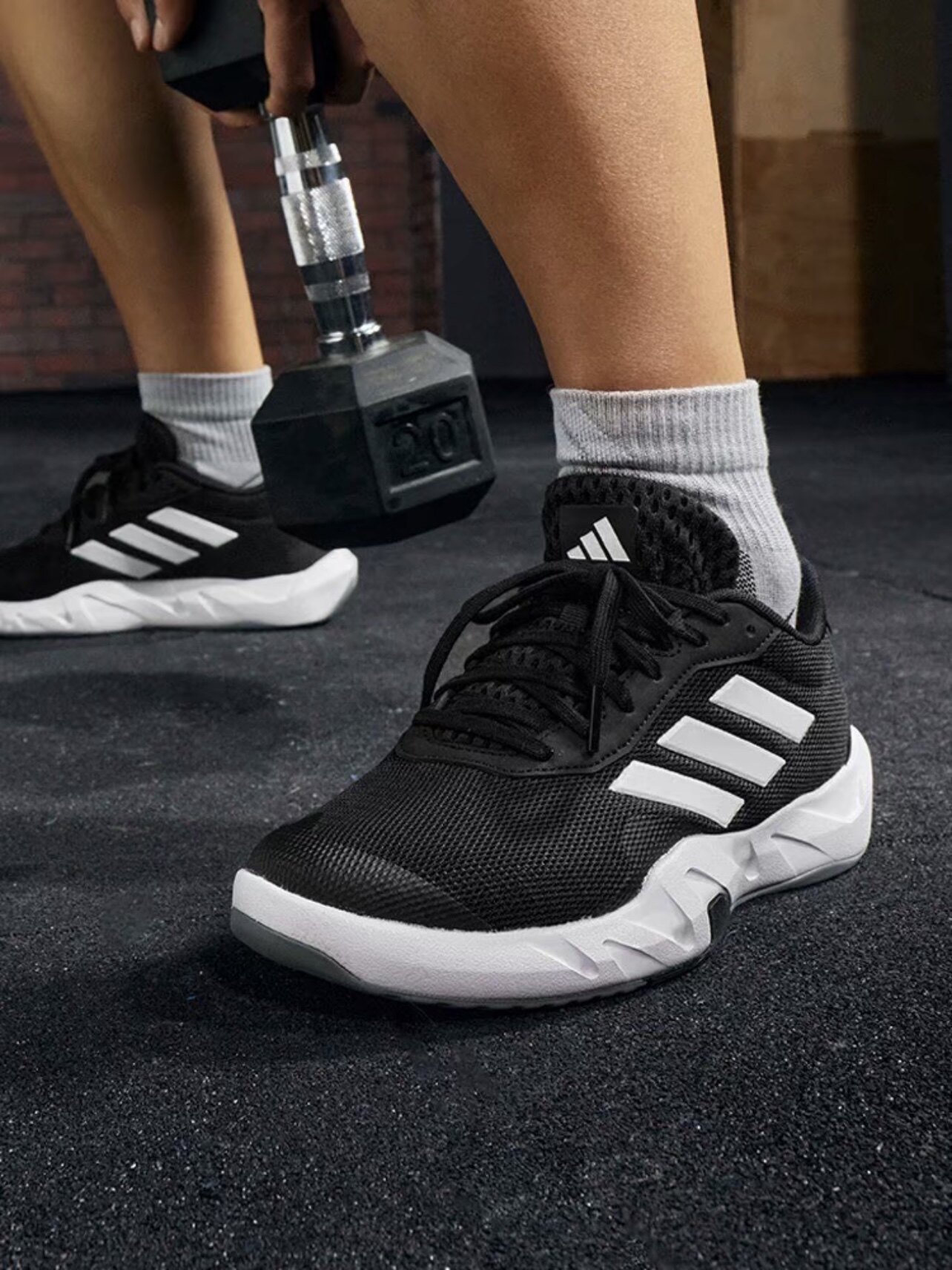 Adidas/阿迪达斯正品防滑耐磨新款男士综合训练体训运动鞋 IF0953图片