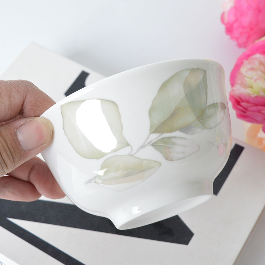 高档家用骨质瓷餐具4.5英寸米饭碗吃饭碗金钟碗陶瓷碗微波炉碗