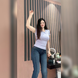 时尚低腰牛仔裤铅笔裤修身版型常规百搭舒适展现个性魅力