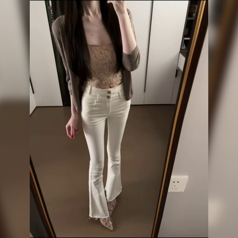美式风白色高腰微喇牛仔裤女显瘦小个子修身显腿长弹力提臀百搭潮