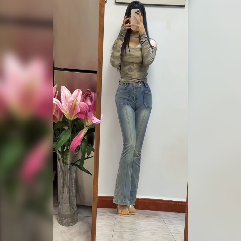 高腰微喇修身显瘦显腿细牛仔裤