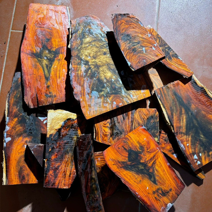 酸枝木料 小叶紫檀 红檀 随机混合红木小料边角料摆件雕刻DIY珠子