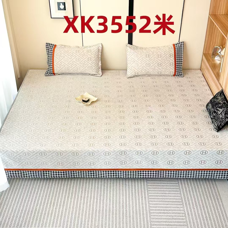 北欧简约四季通用防滑床盖