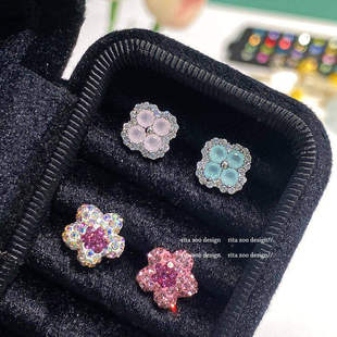 【Rita Zoo】薄荷曼波 高级感蛋白四叶草摩卡小花陶土爆闪耳骨钉