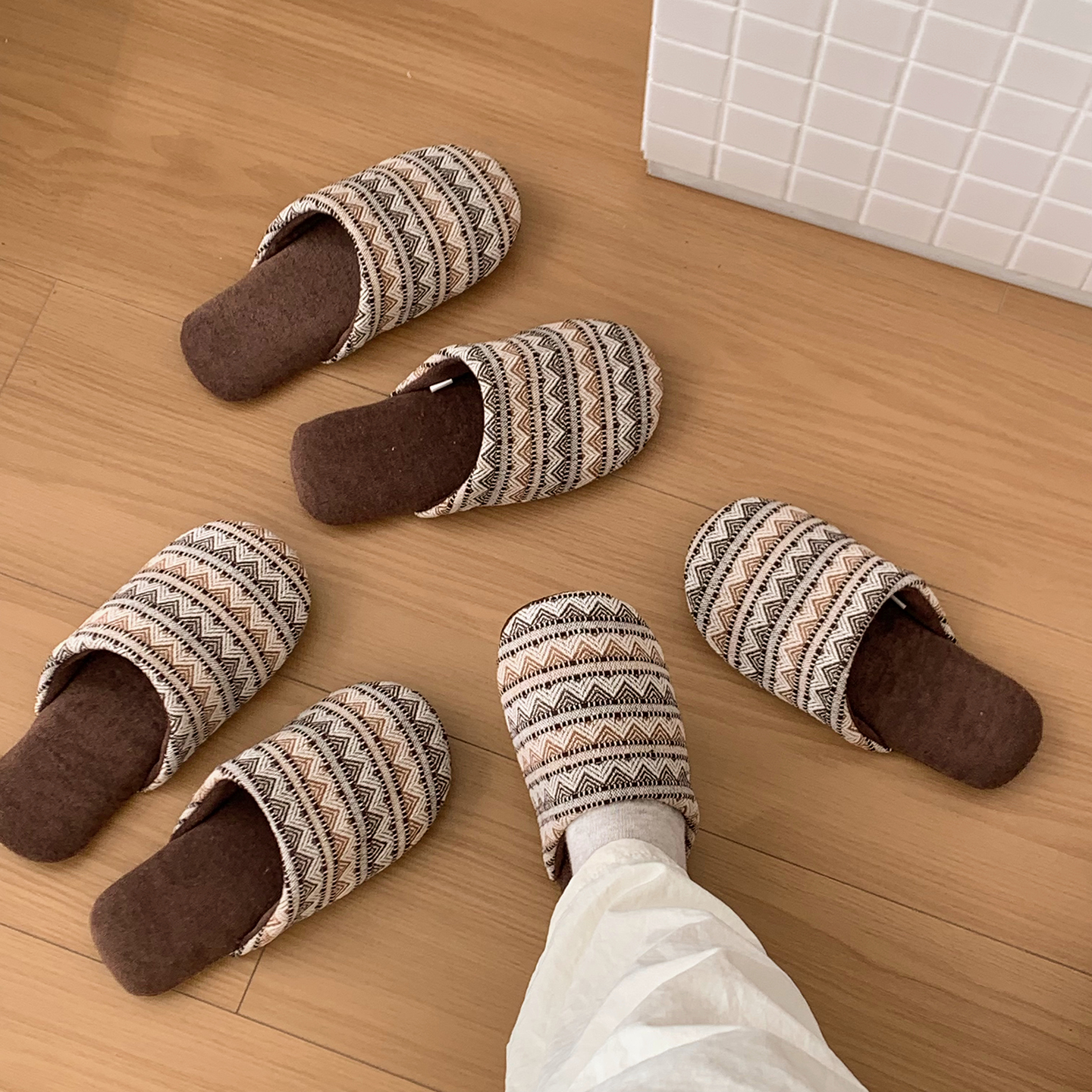 简约日式静音软底地板鞋男女情侣四季通用室内防滑居家棉拖鞋月子