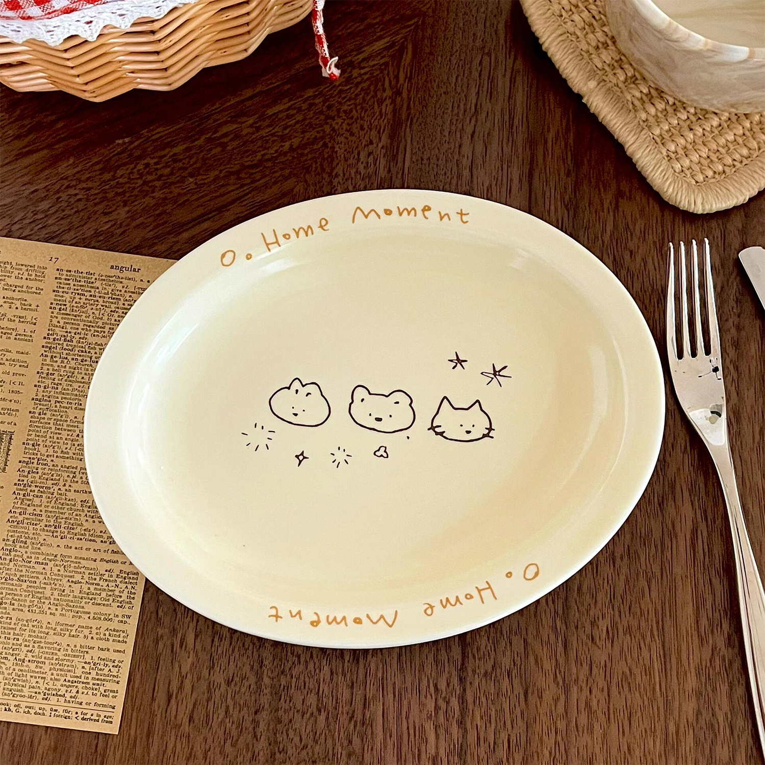 2025新款ins风早餐盘奶黄色陶瓷盘网红下午茶点心盘儿童辅食盘子