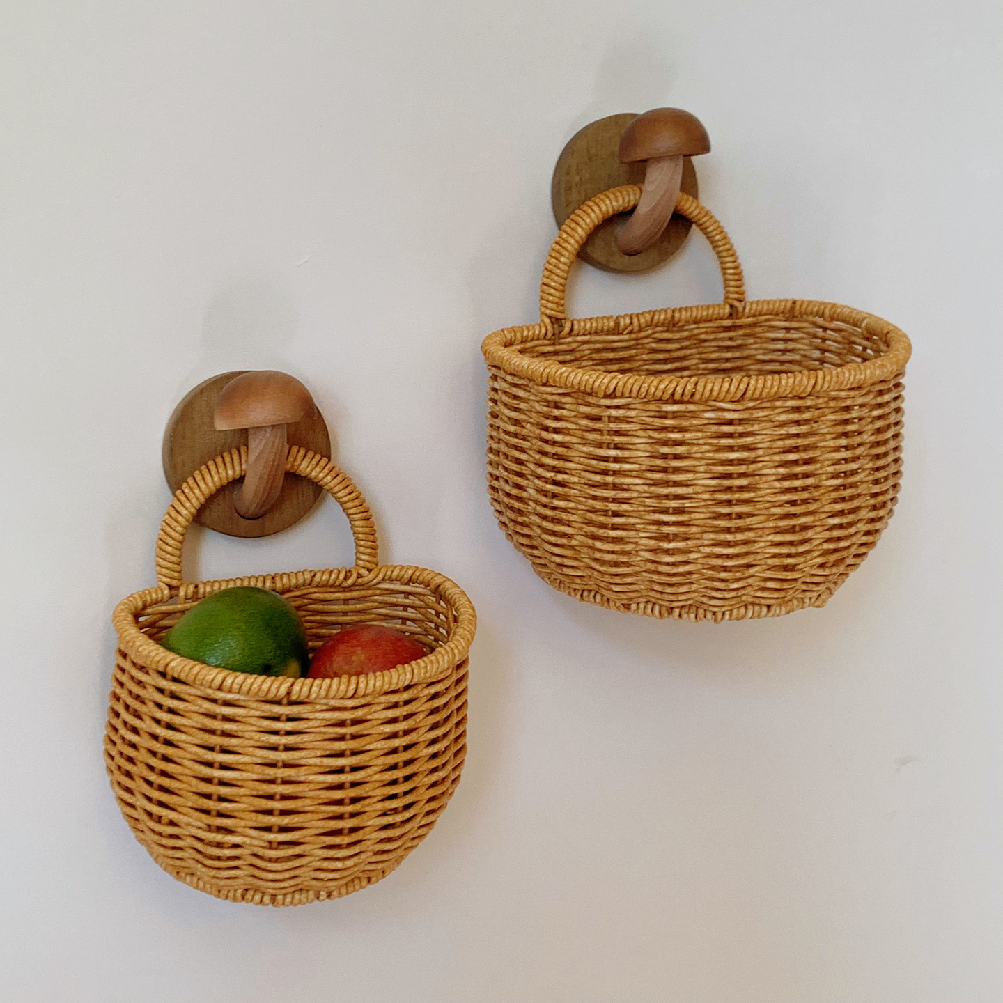 小篮子收纳筐厨房葱姜蒜收纳篮壁挂式仿藤编手提篮家用收纳挂篮