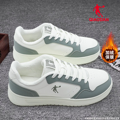 乔丹加绒板鞋男鞋皮面防水运动鞋