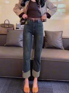 弹力黑色牛仔裤女秋冬新款大码胖mm梨形身材高腰显瘦休闲直筒裤子