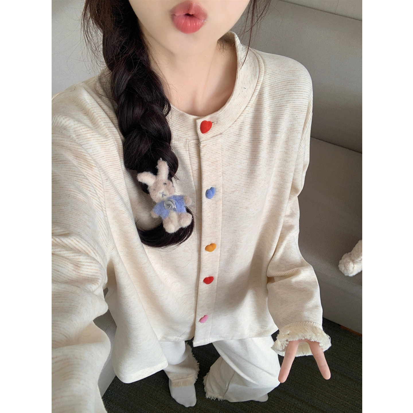 羊绒保暖睡衣女秋冬彩色纽扣套装