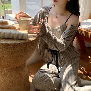 带胸垫睡衣女款春秋季吊带长袖三件套性感女士人棉磨毛冬天家居服