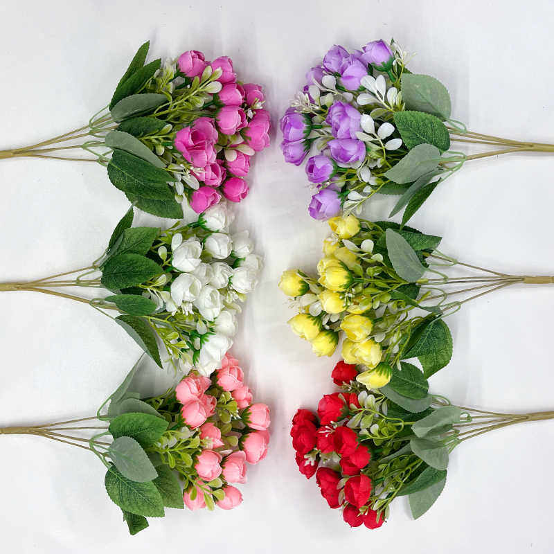 仿真花束玫瑰花苞摆件装饰图片