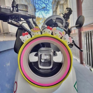kt猫电动车装饰尾部小摆件卡通可爱公仔九号电瓶车小配件可爱贴纸