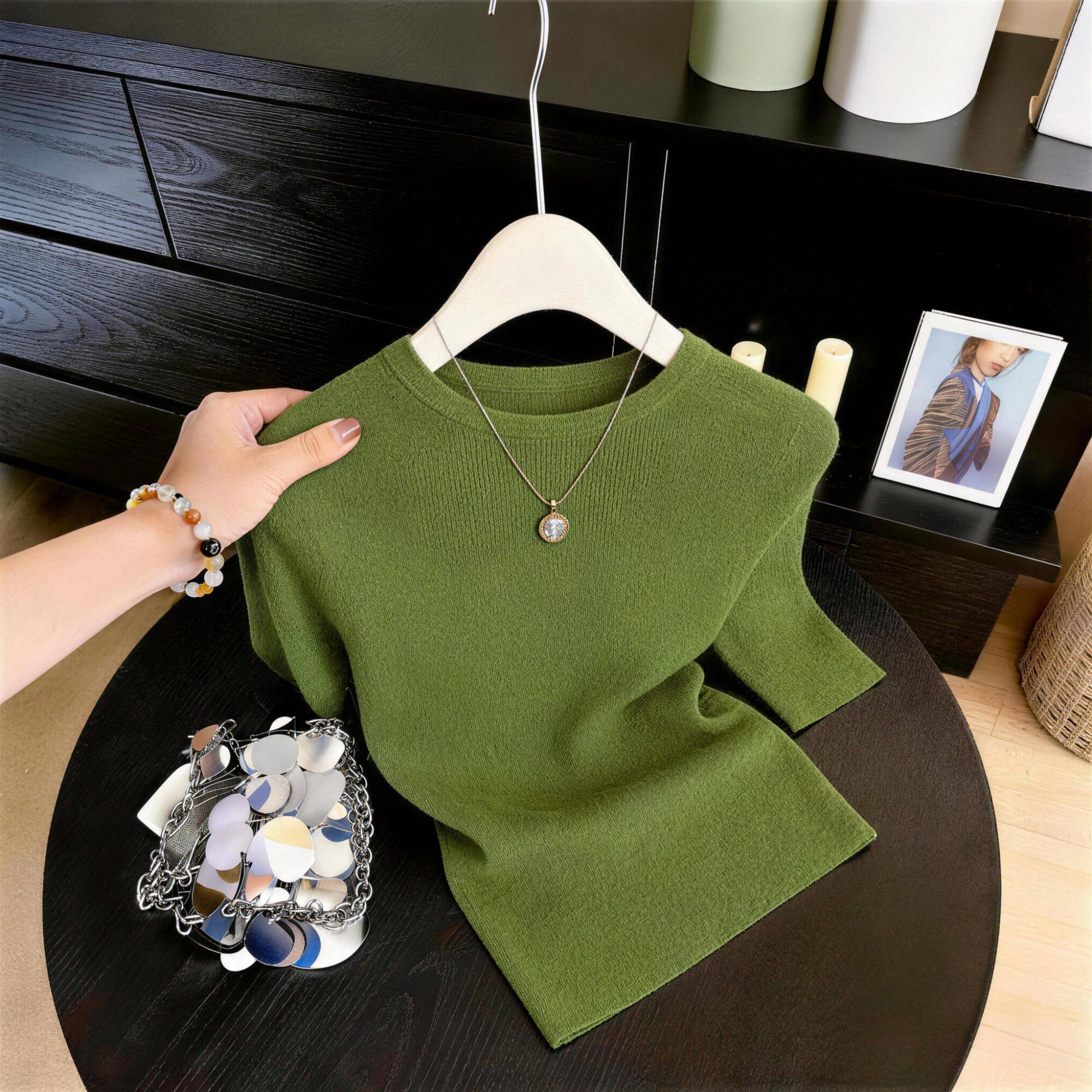 2026春秋新款圆领五分袖针织女气质牛油果绿中袖高级感打底衫上衣