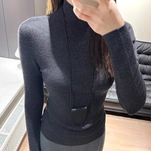 深灰色冬季半高领软糯打底衫女2025新款紧身羊毛针织中领气质毛衣