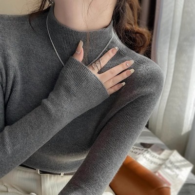 羊毛半高领内搭针织毛衣