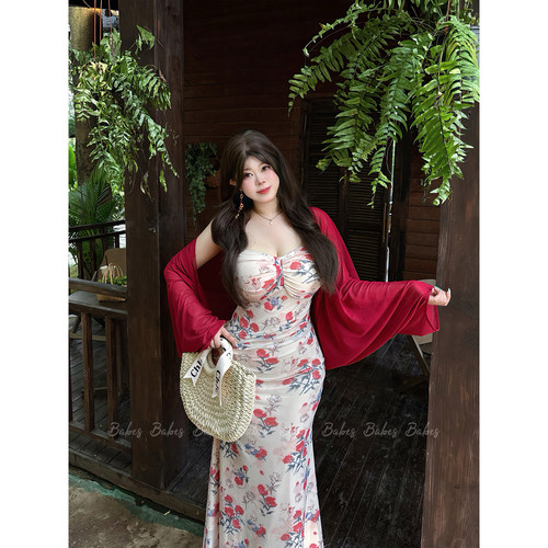 Babes【胭脂扣】大码法式度假风纯欲印花抹胸吊带包臀长裙开衫女