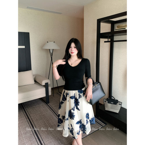 Bbaebs【古堡小香】大码法式修身显瘦中袖上衣立体花朵半身裙套装