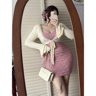 Bbabes 微胖纯欲性感V领吊带蕾丝连衣裙显瘦包臀短裙 庄园花蕾