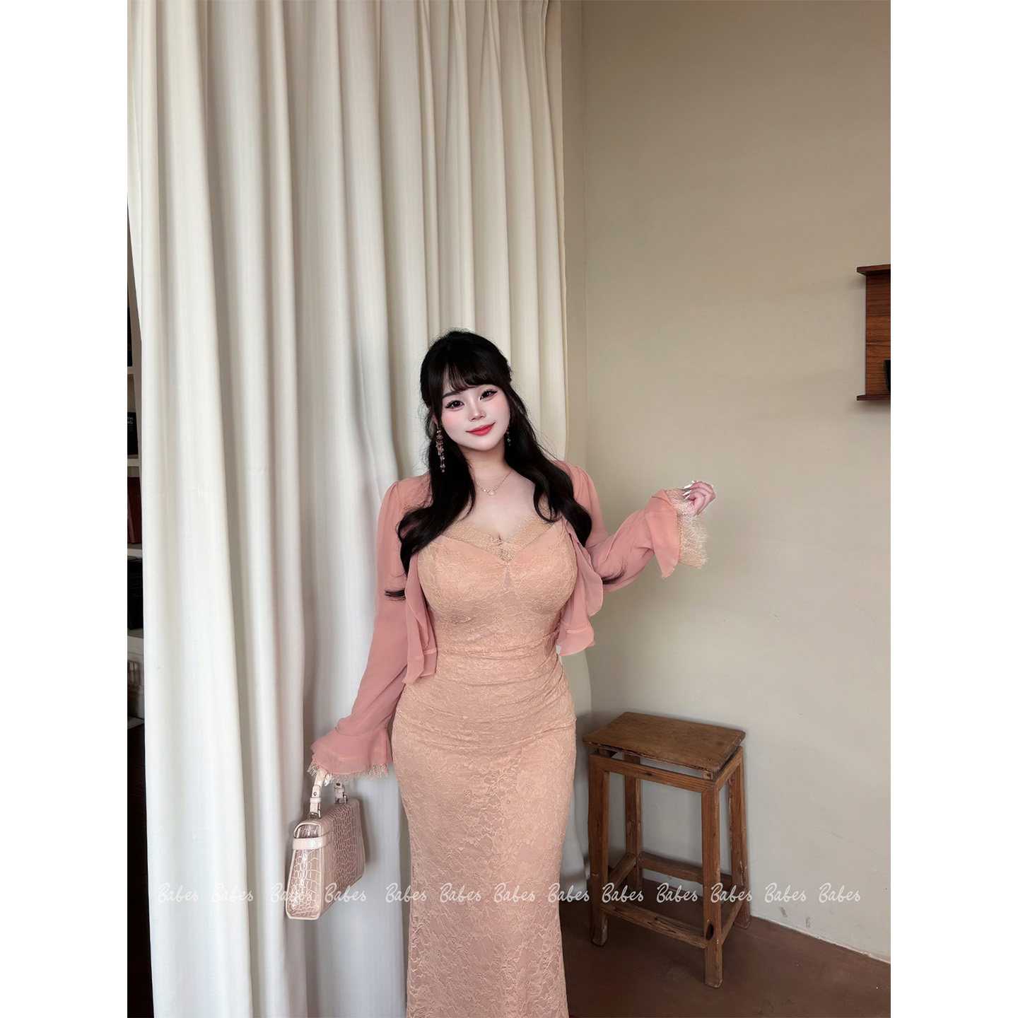 Babes【朝露花町】大码温柔蕾丝吊带连衣裙玫瑰喇叭袖开衫两件套