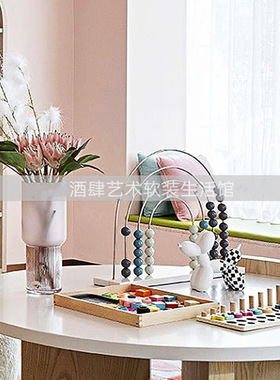 现代样板间儿童房空间摆件卧室桌面花器花艺小狗木质积木创意装饰