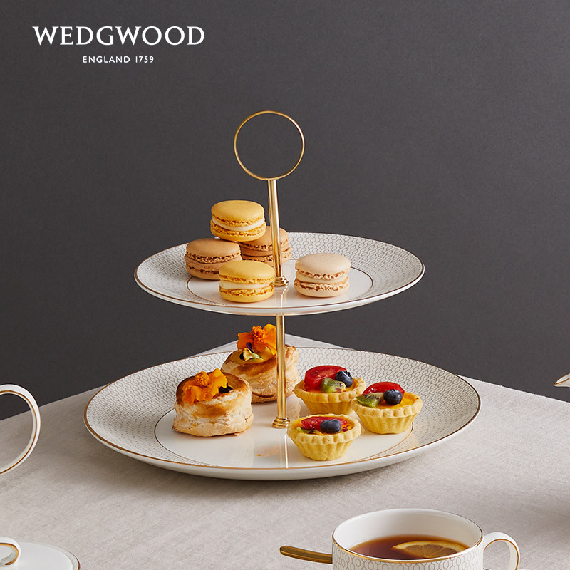 WEDGWOOD玮致活金色几何双层点心盘骨瓷果盘双层欧式糖果盘点心盘